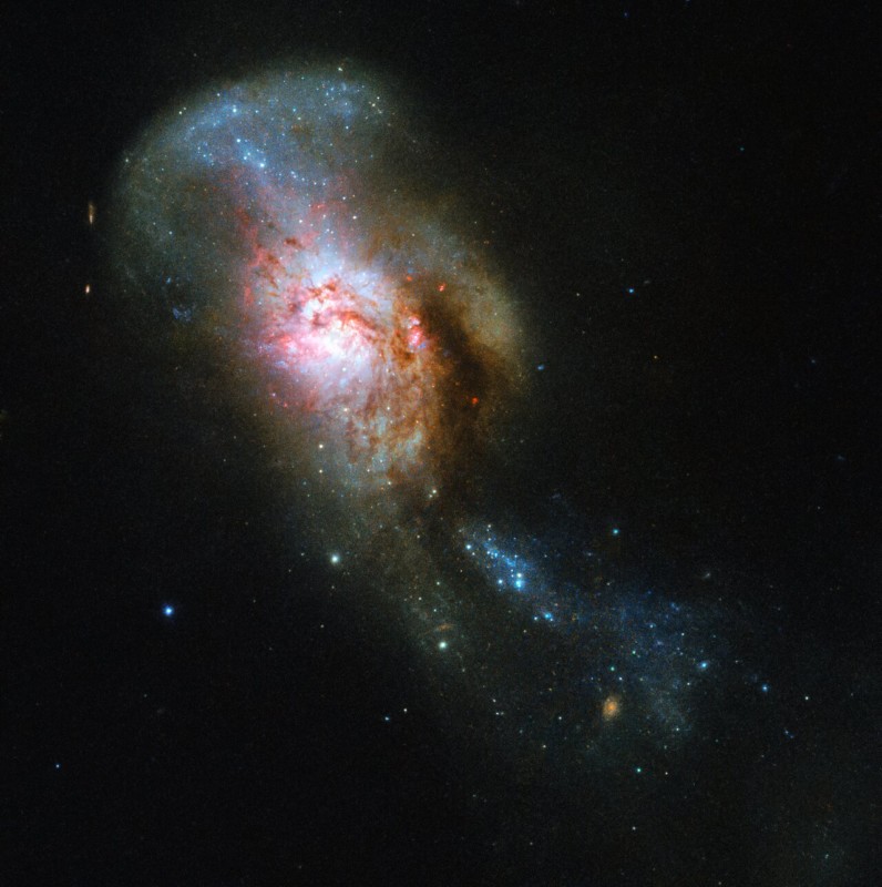 Six Incredible Pictures Of Galaxy Collision