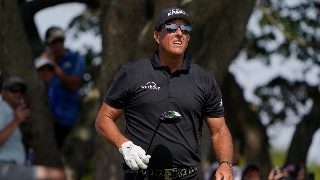 Golf: Phil Mickelson asks the PGA to release him for playing his first Super League

