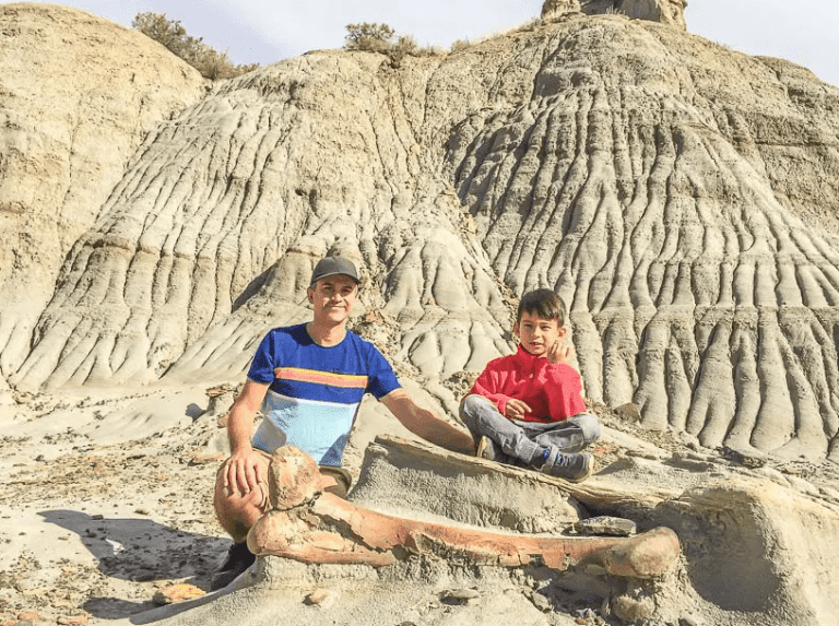 Things to do in Dinosaur Provincial Park with Family and Kids