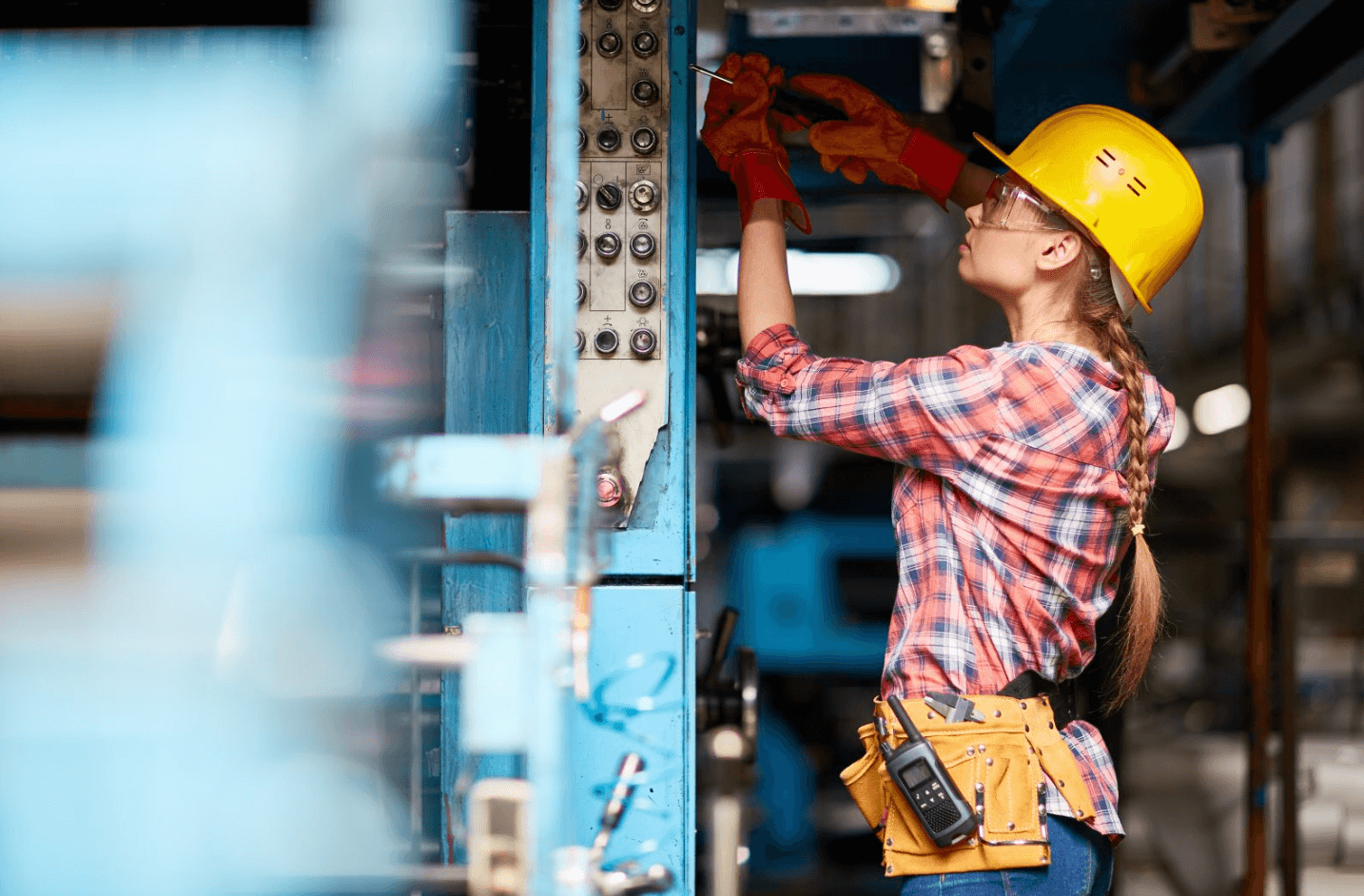 how-much-do-electricians-make-in-ontario-2023