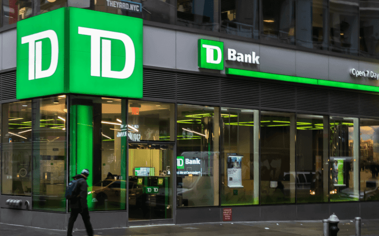 TD Bank vs. Royal Bank of Canada: A Detailed Stock Analysis and Comparison